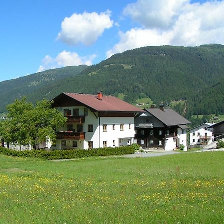 Bauernhof Ober Apartment Birnbaum Bagian luar foto