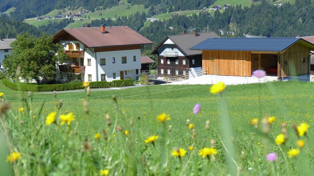 Bauernhof Ober Apartment Birnbaum Bagian luar foto